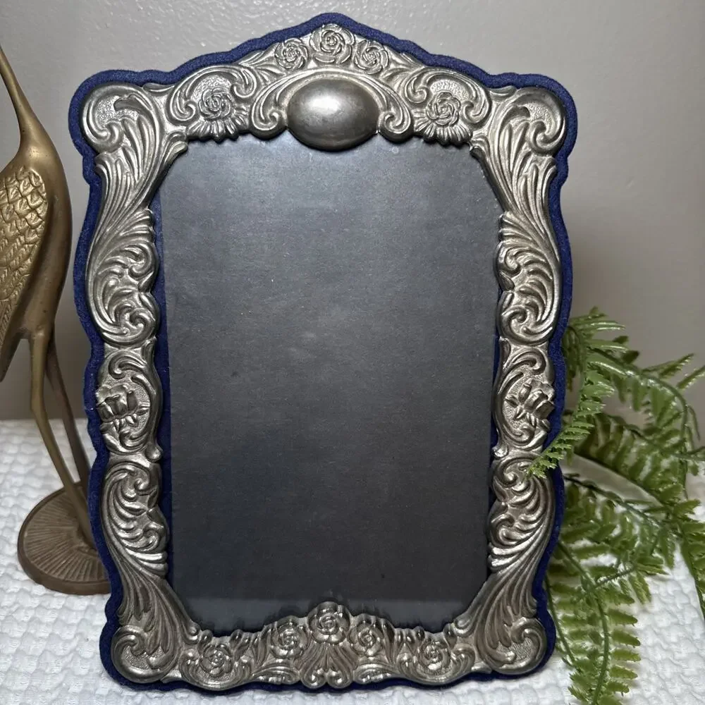 Vtg Ornate Silver Tone Picture Frame Blue Velvet Back Holds 5.5x8 Free Standing